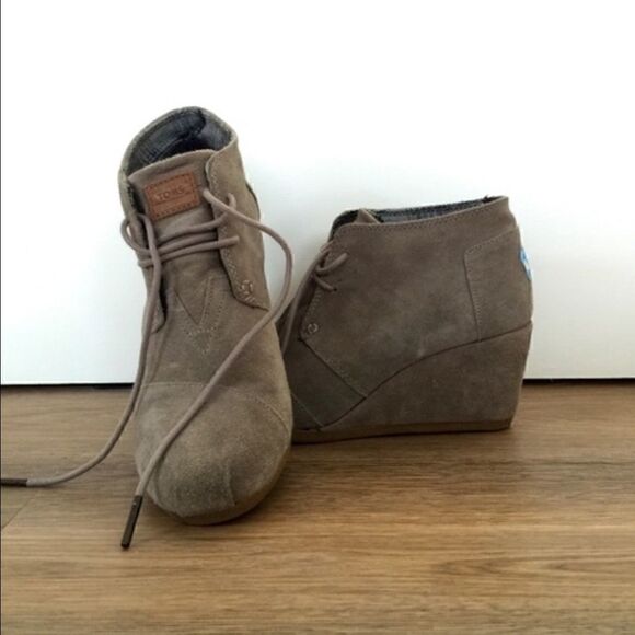 TOMS Shoes - TOMS Suede Women's Desert Wedges